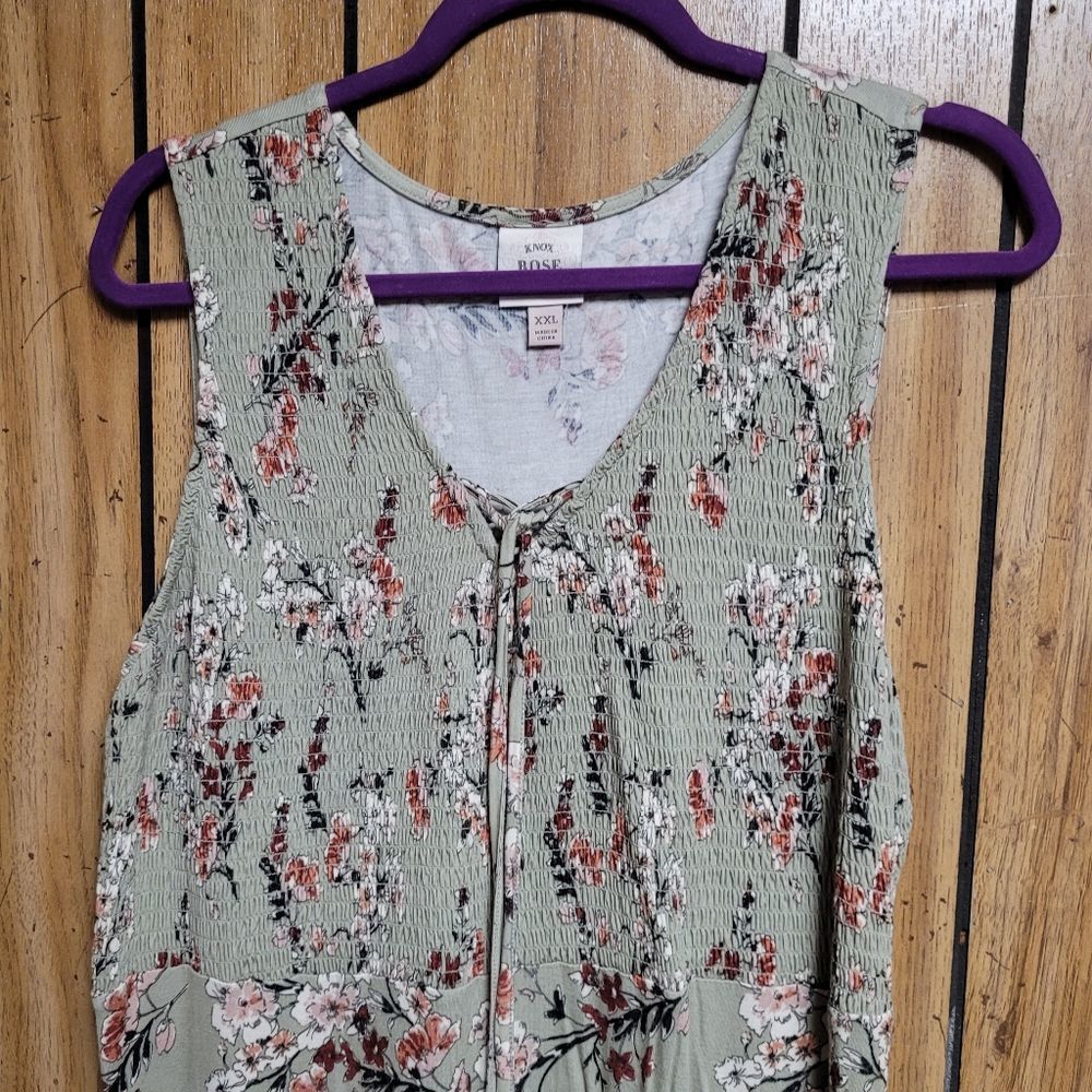 Green Sleeveless Dress